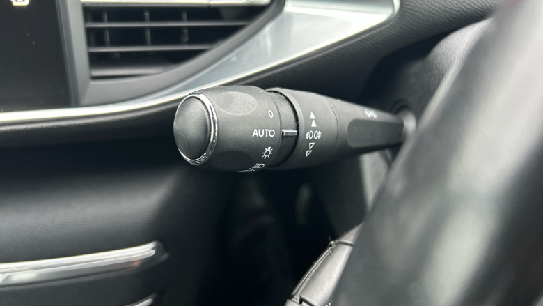 Peugeot 308 1.2 PureTech 130 Allure 5dr EAT6 Petrol Hatchback